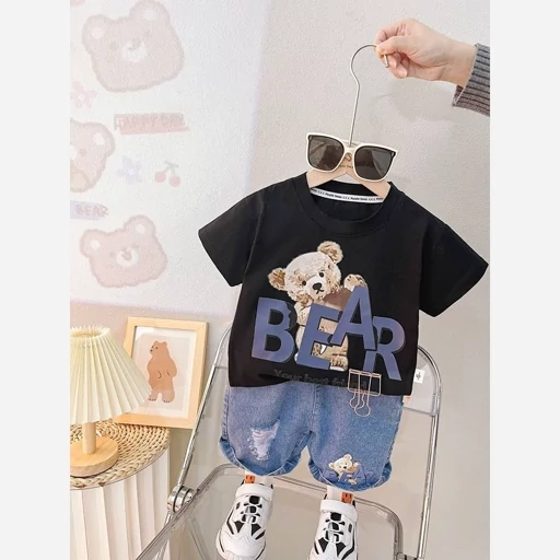 تیشرت و شلوارک وارداتی  طرح Bear مناسب ۱ تا ۵ سال